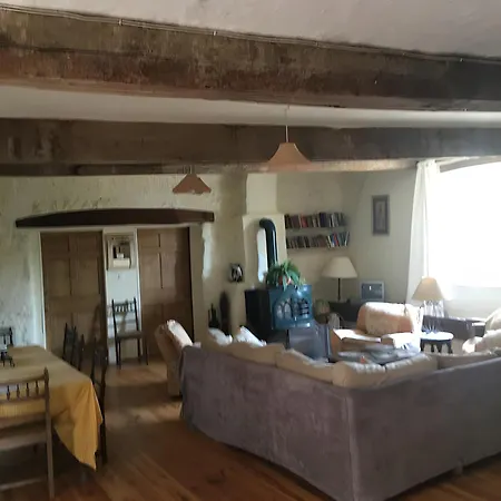 Appartement 2 *